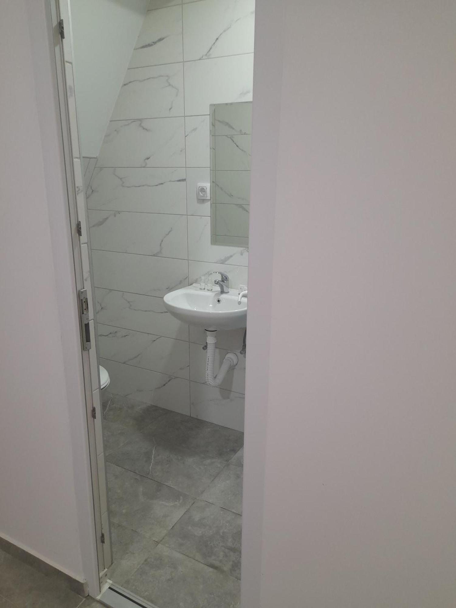 Libero Apartmani Surčin Extérieur photo