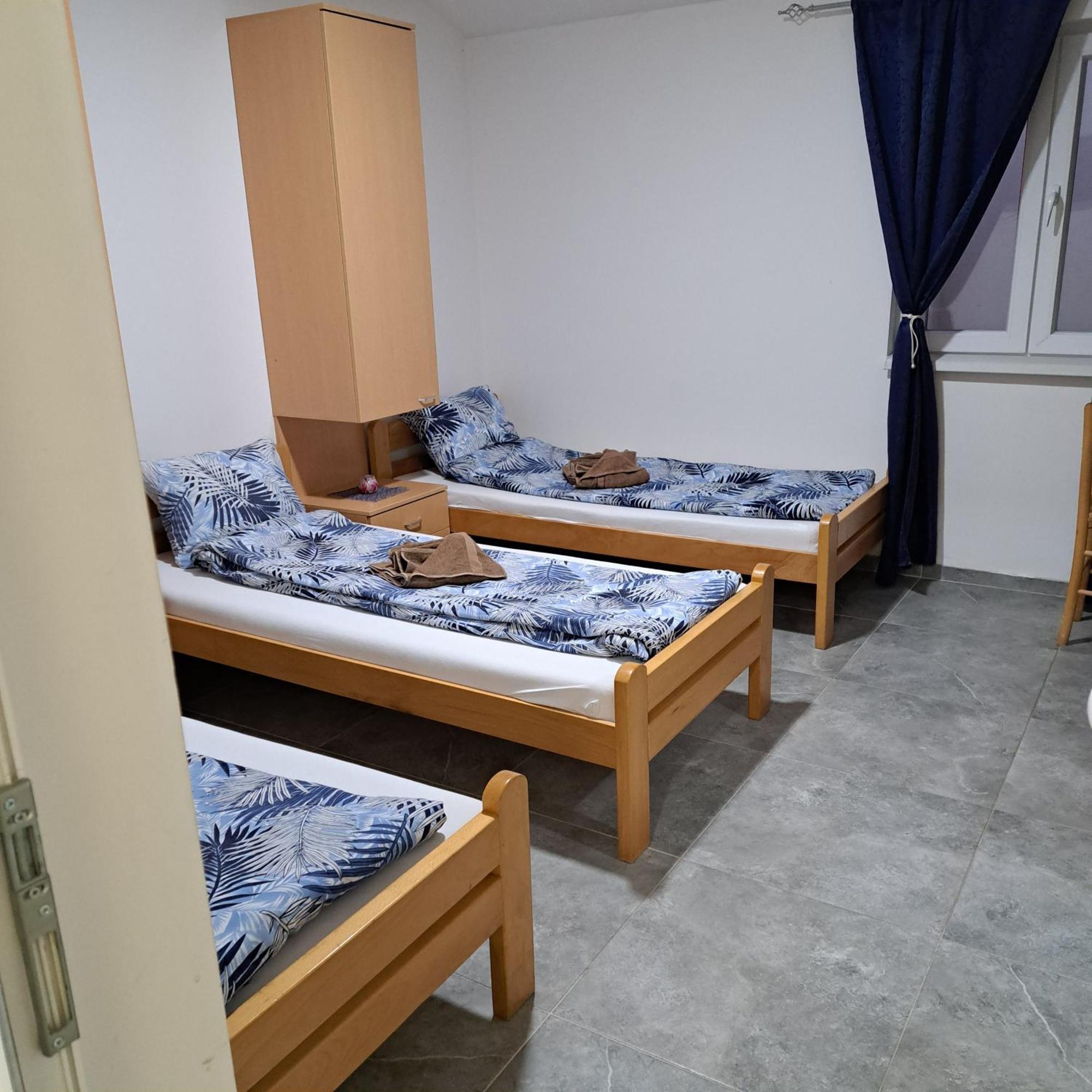 Libero Apartmani Surčin Extérieur photo
