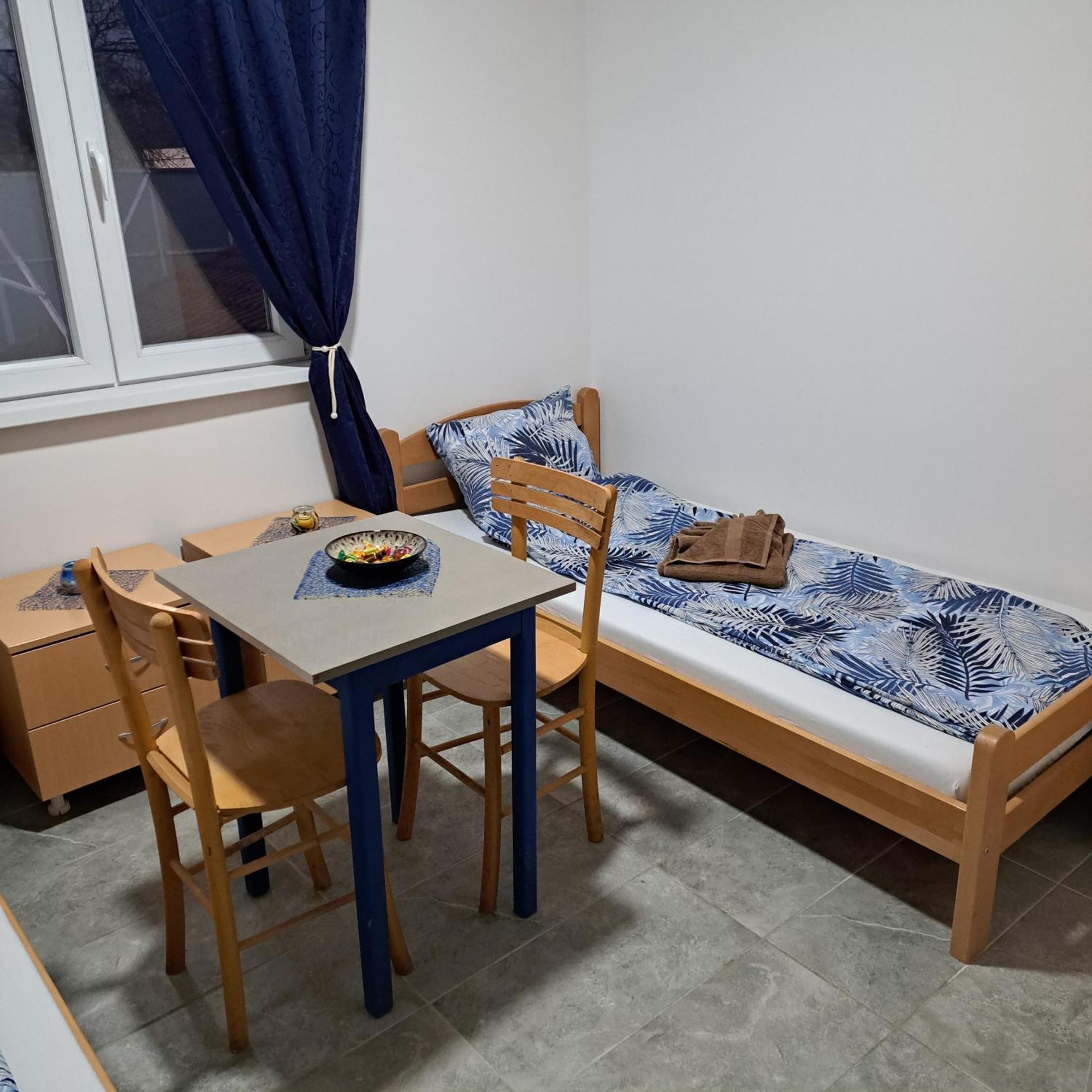 Libero Apartmani Surčin Extérieur photo