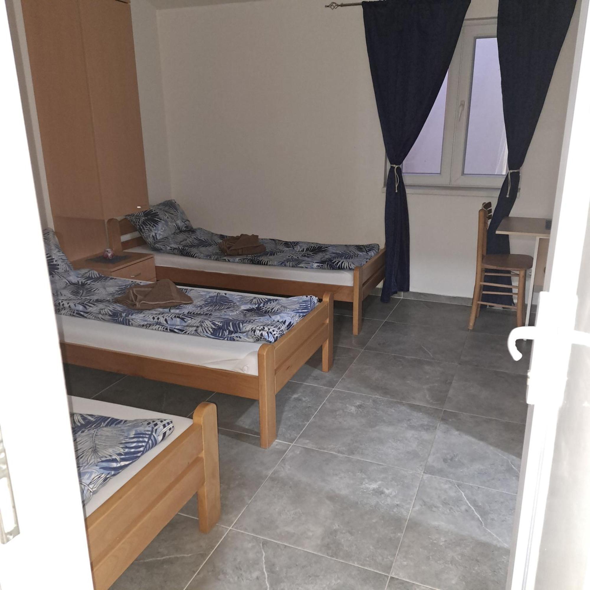 Libero Apartmani Surčin Extérieur photo